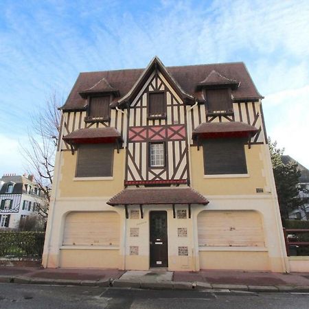 Apartament Le Royal Deauville Zewnętrze zdjęcie