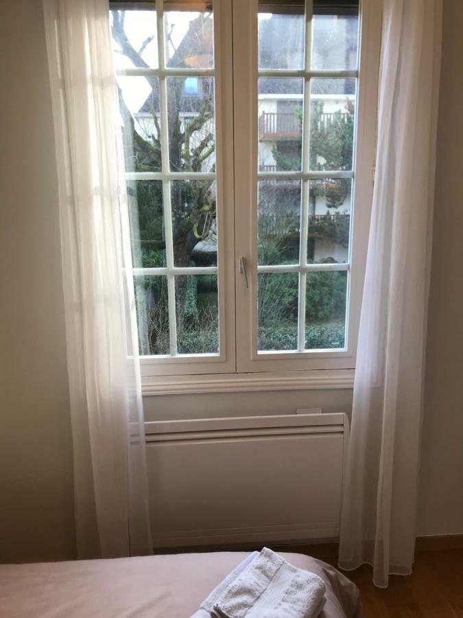 Apartament Le Royal Deauville Zewnętrze zdjęcie